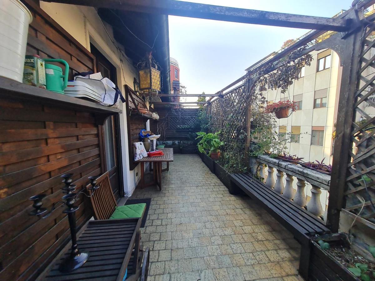 Fontana Cozy Apartment Milão Exterior foto